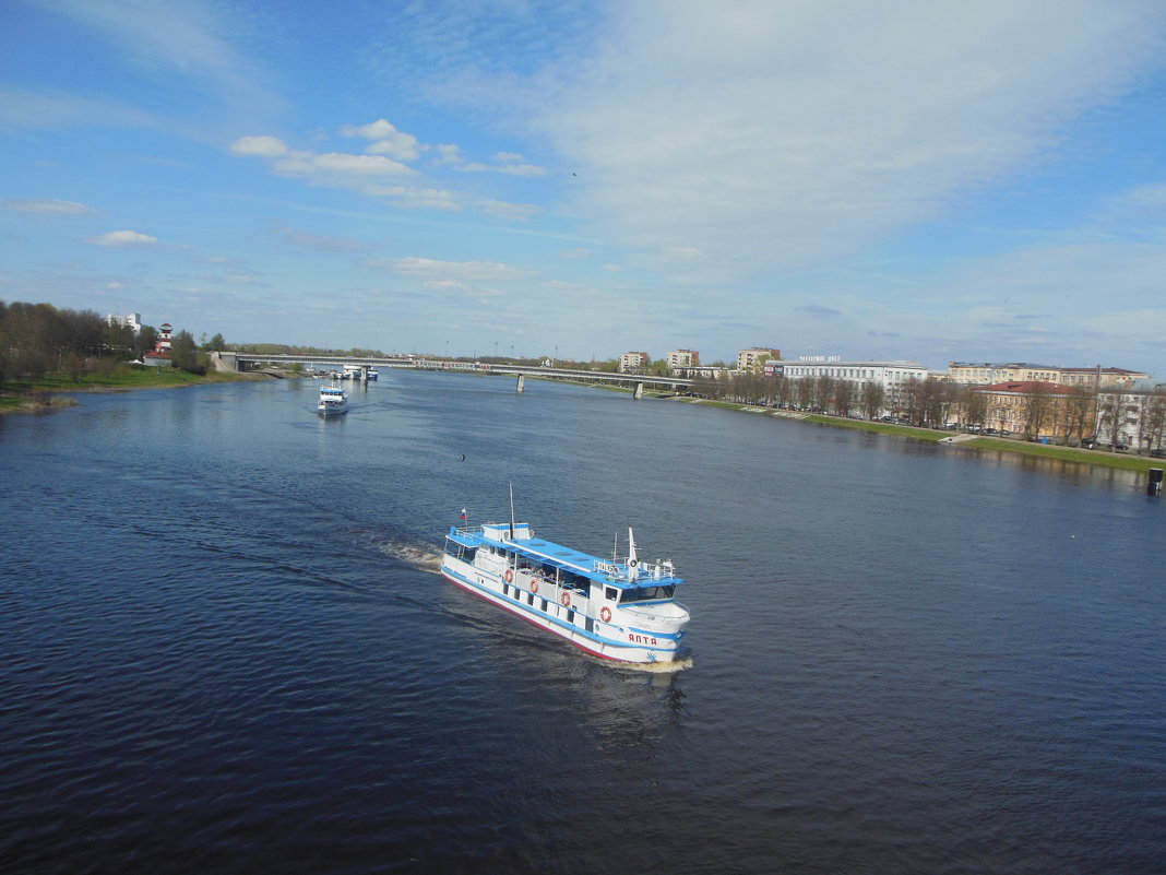 Городской теплоход. - Татьяна Гусева