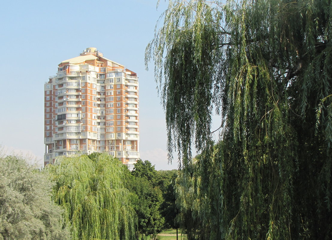 Лето на исходе - Александр Скамо