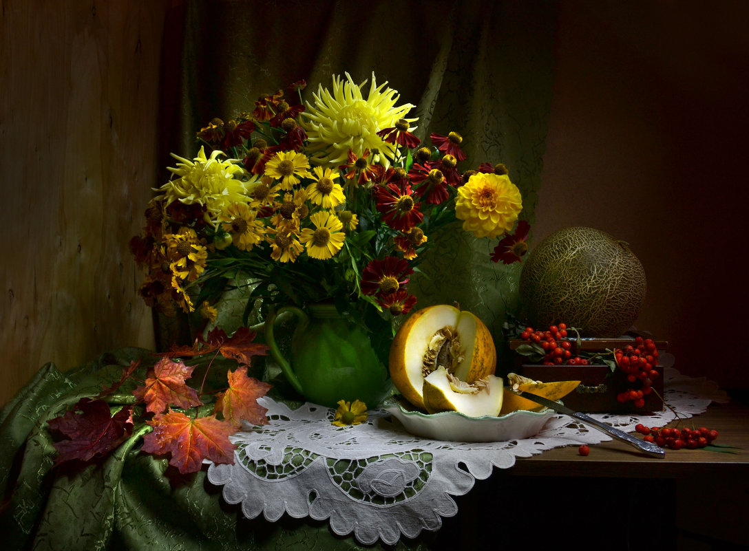 Осень в красках не скупая... - Валентина Колова