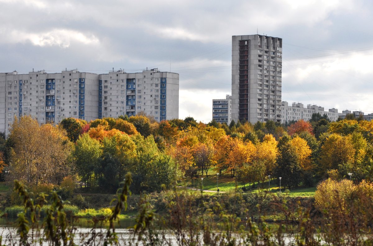 Городские контрасты - Анатолий Колосов