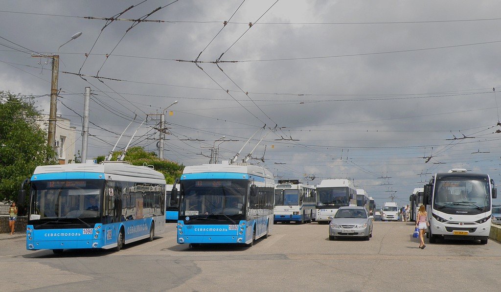 Из жизни города - Александр Рыжов