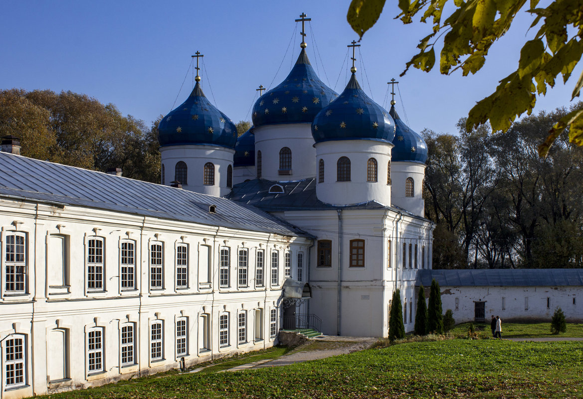 Крестовоздвиженский собор Юрьева монастыря. - Ольга Лиманская