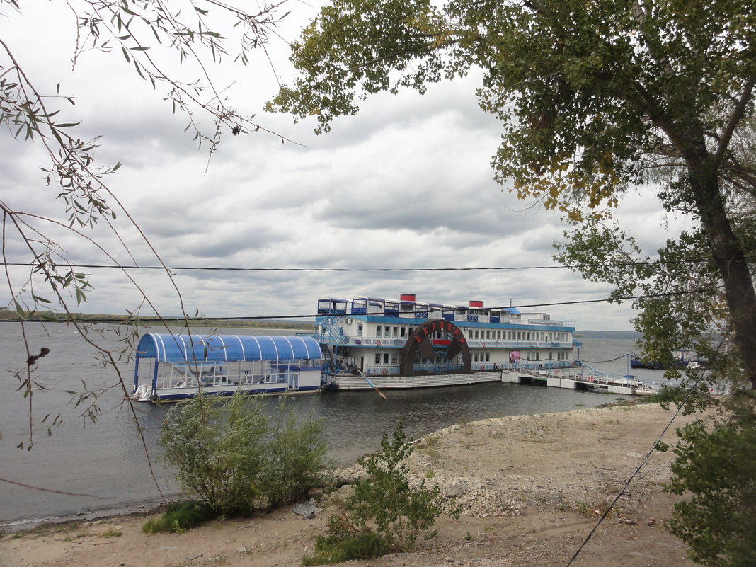 На берегу Волги - марина ковшова 