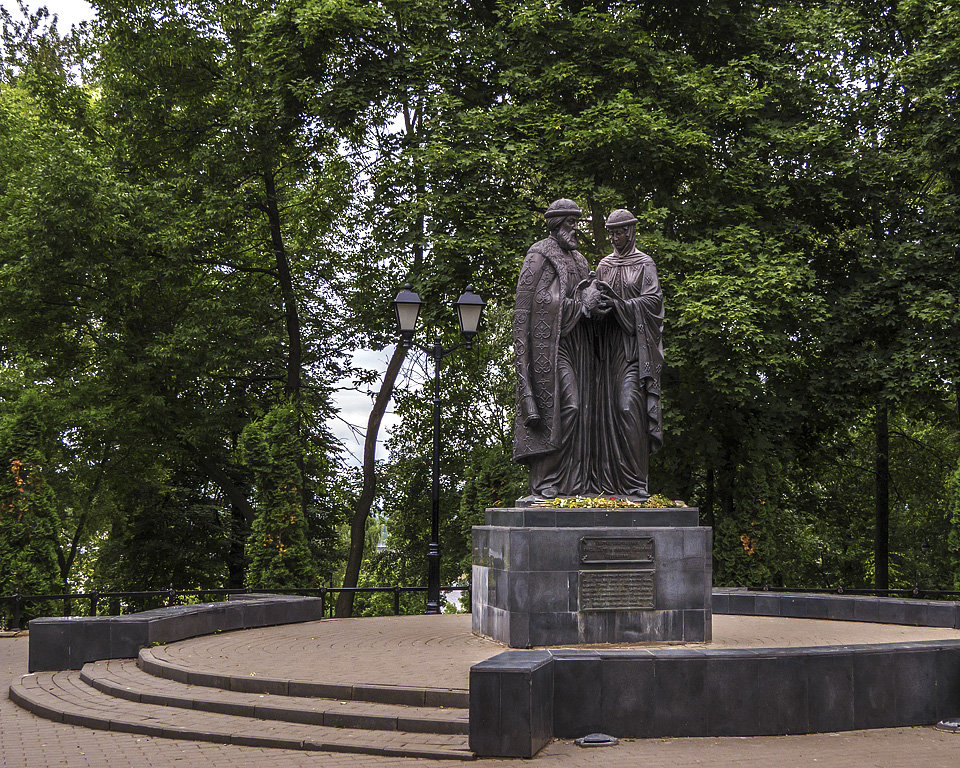 Петру и Февронии в парке Кирова - Сергей Цветков