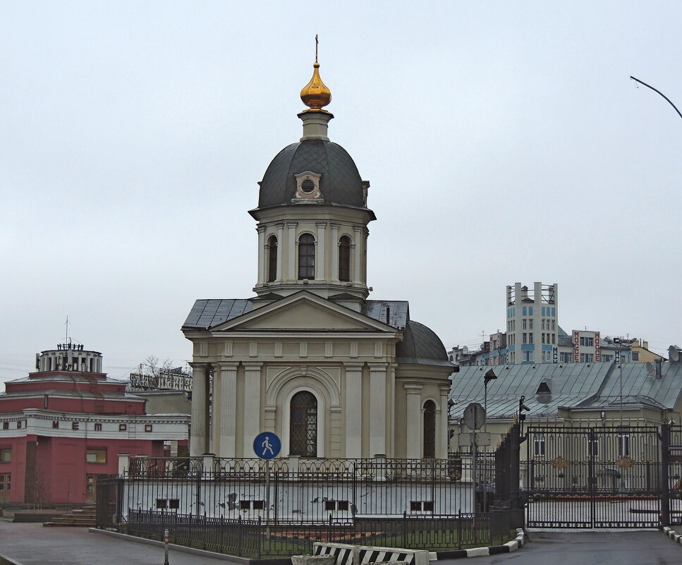 Церковь Бориса и Глеба на Арбатской площади Москва. - Александр Качалин