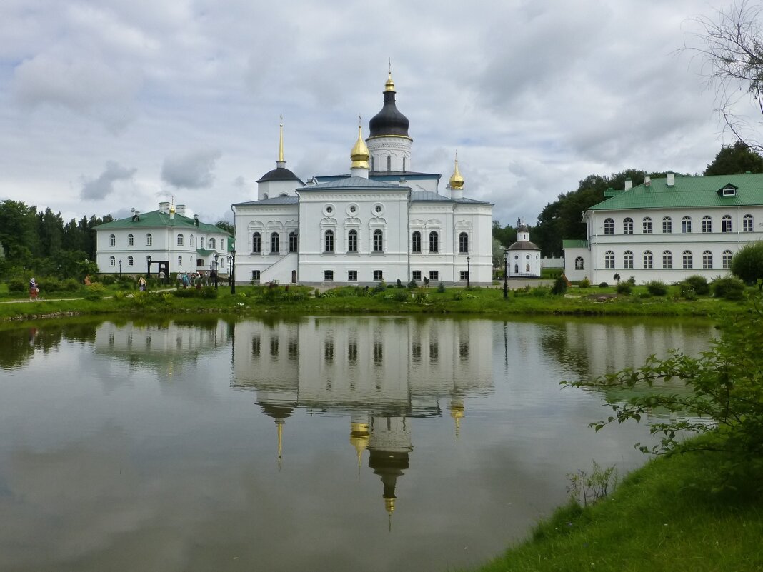 Спасо-Елеазаровский монастырь - Лидия Бусурина