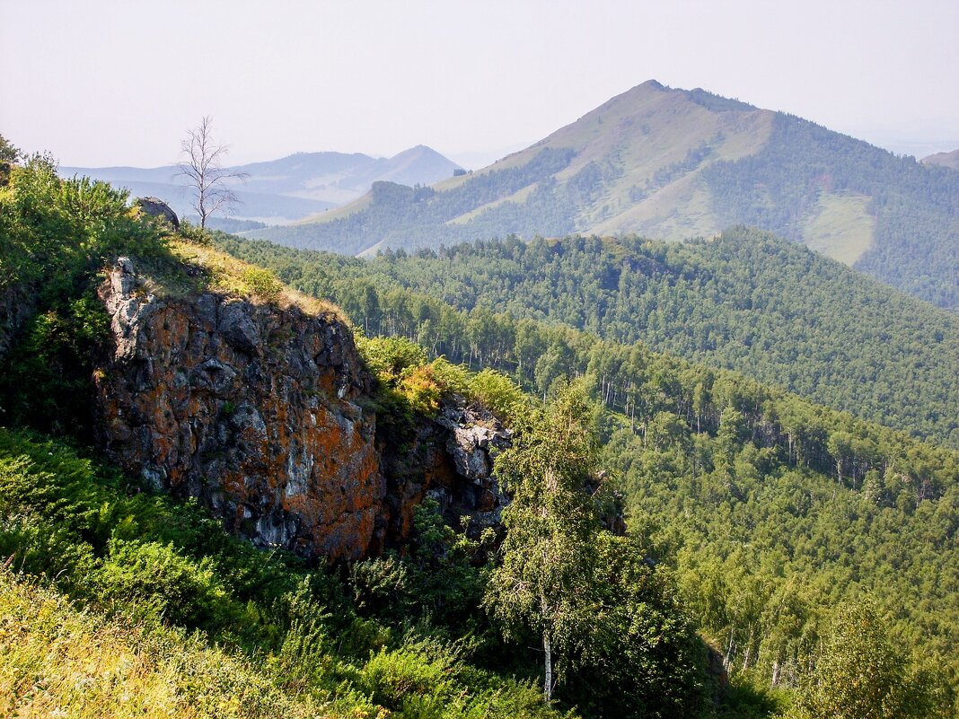 Знойный день на горе Карагай - Максим Ахпашев