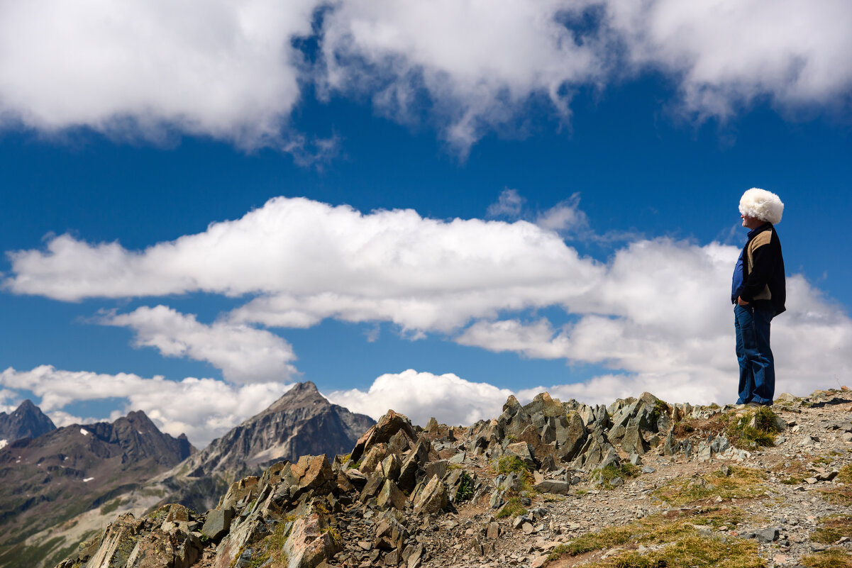 В горах Домбая - Наталия Л. В горах Домбая - Наталия Л.