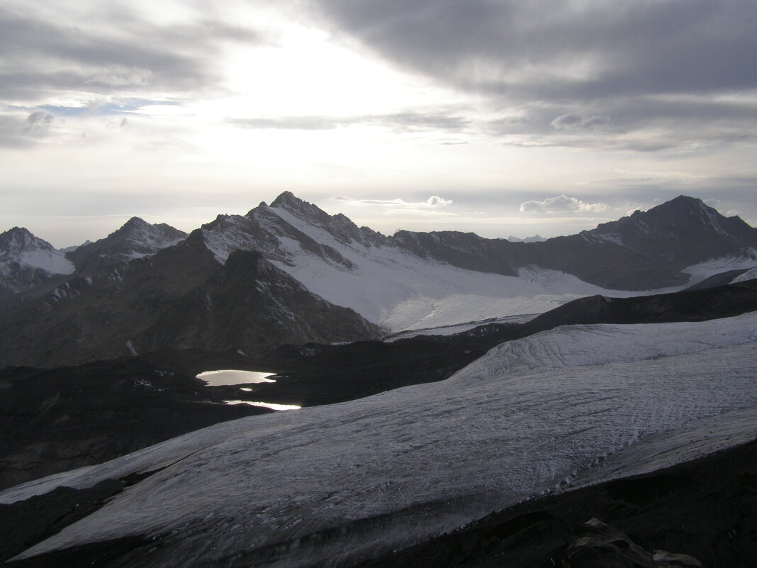 Снег и лед приэльбрусья - Анна Воробьева Снег и лед приэльбрусья - Анна Воробьева