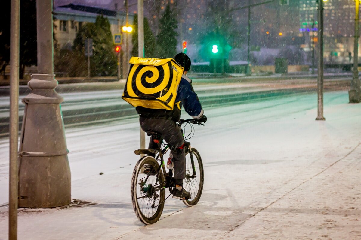 И в дождь,и в снег - Александр 