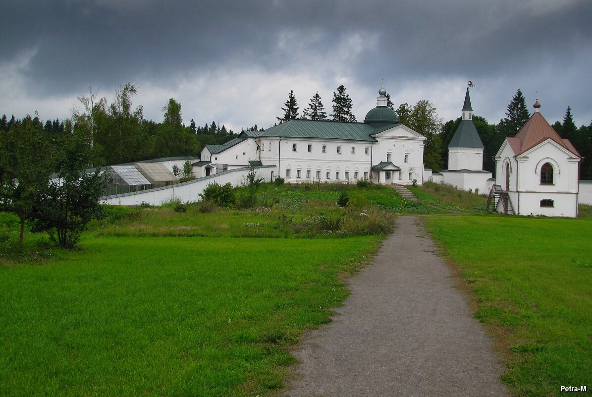 Монастырская больница. - Маргарита 