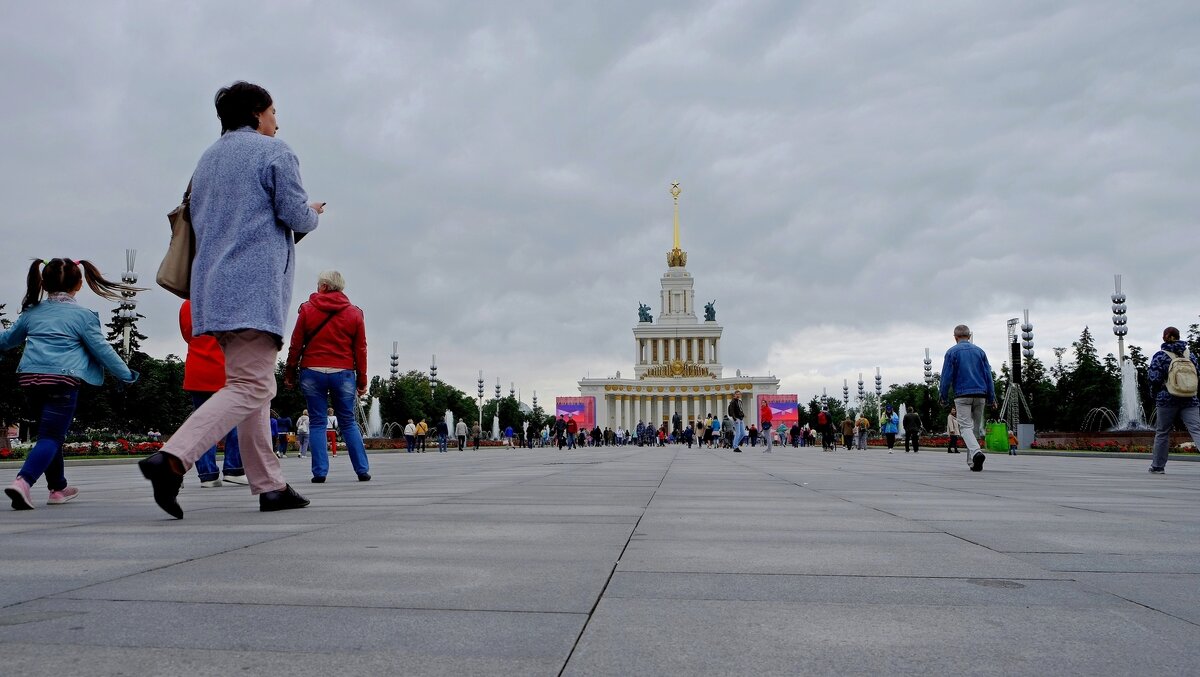 ВДНХ - Михаил Рогожин