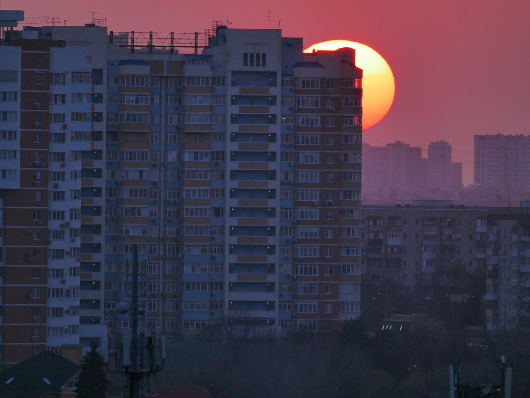 Городской вечер. Март уходит.. - Alexey YakovLev