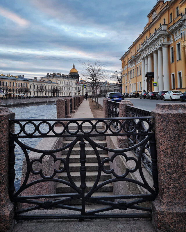 Санкт-Петербург, апрель 2021. Мойка. - Надежда Лаптева