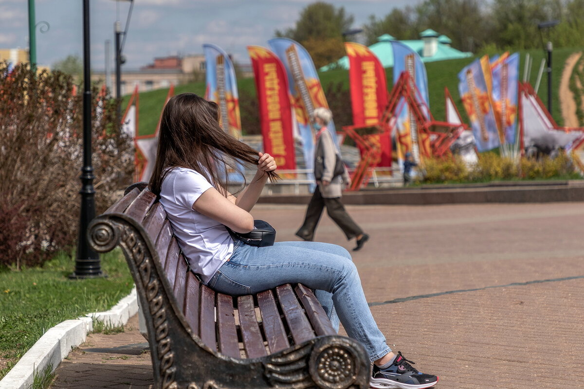 Спряталась от фотографа. - Анатолий. Chesnavik.