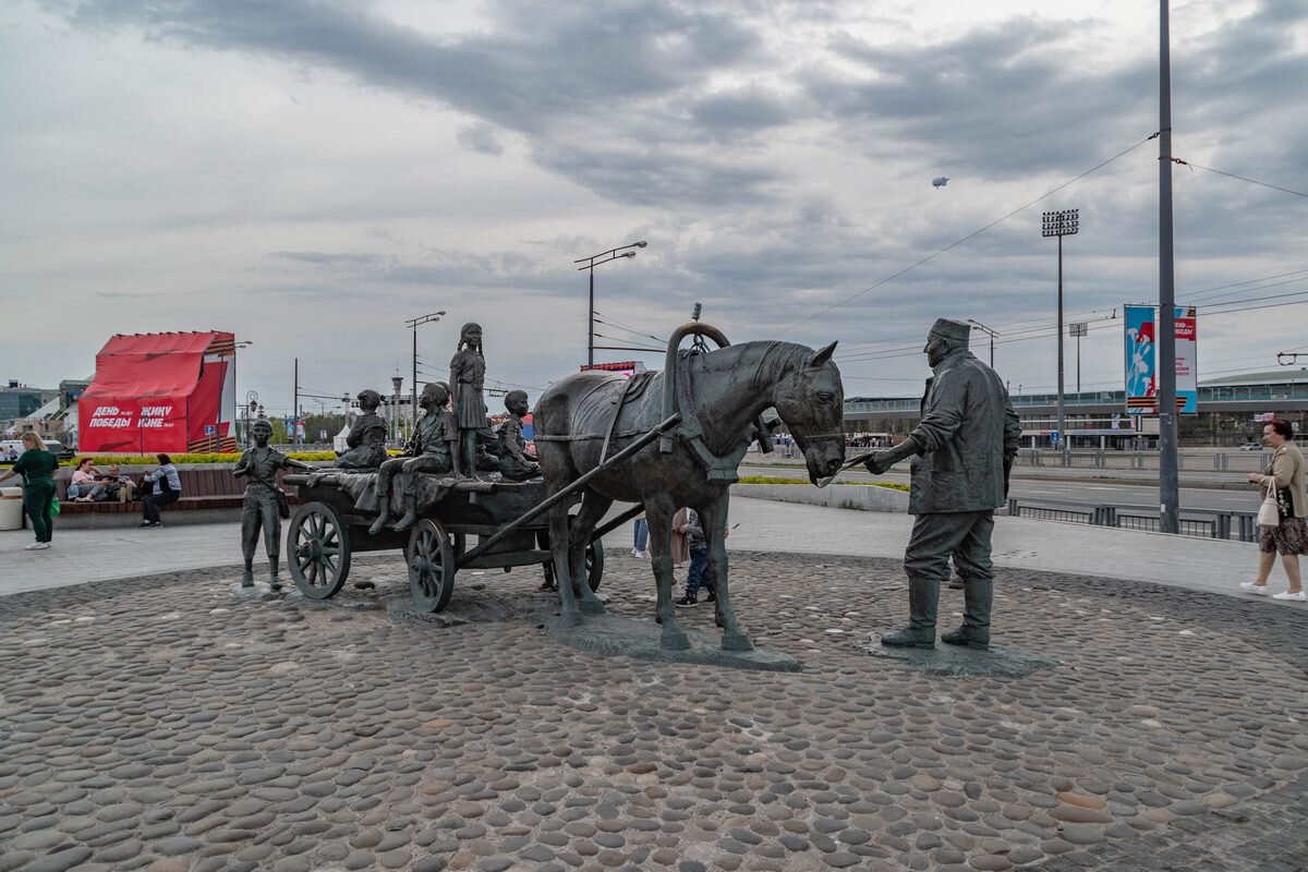 *** - Дмитрий Лупандин