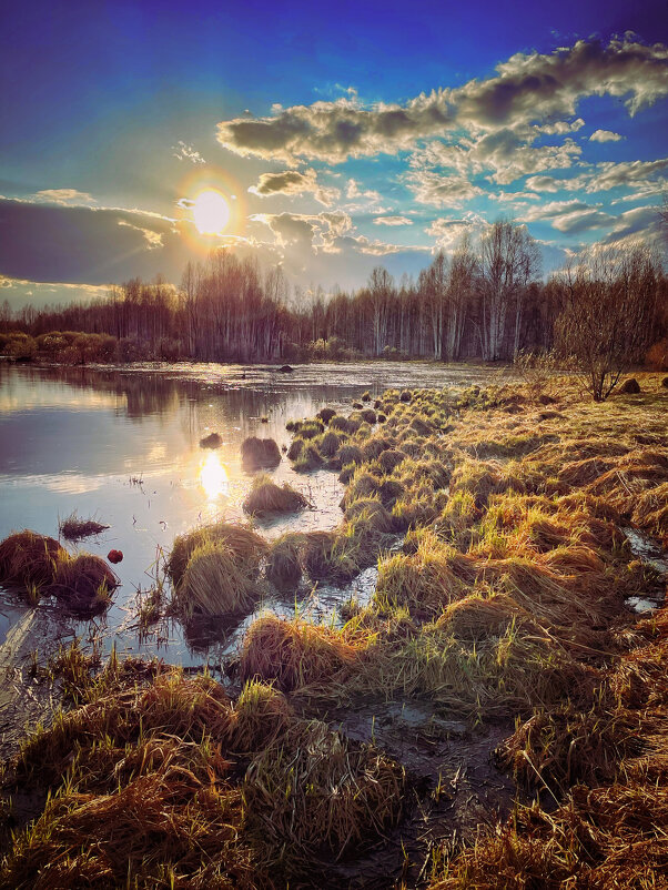 на закате - Александр Катаев