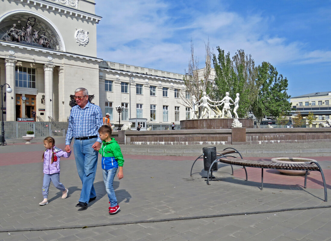 прогулка по городу - ИРЭН@ .