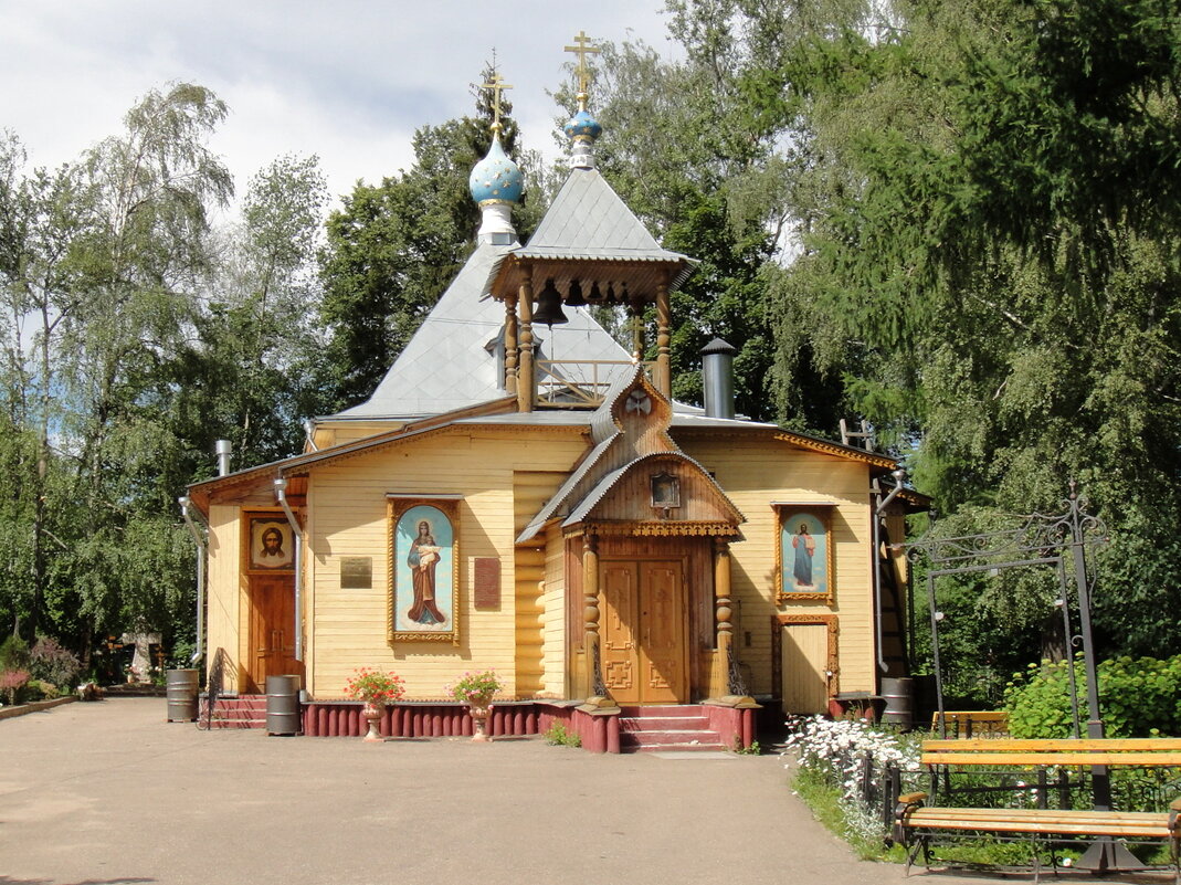 Церковь Сретения Господня в Новой Деревне (Сретенская церковь). - Ольга Довженко