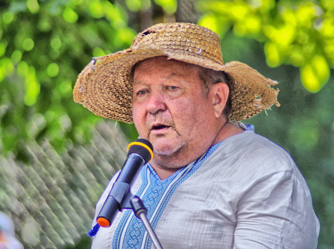 певец - юрий иванов 