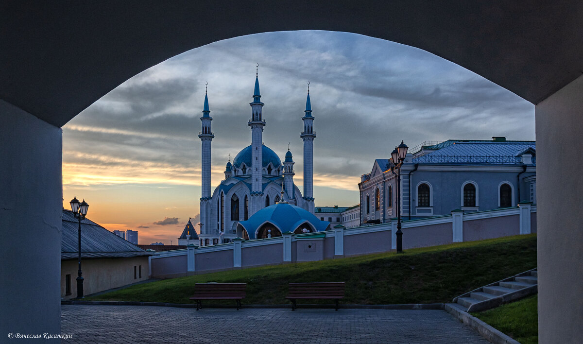 Казанский Кремль. Вид на мечеть Кул-Шариф. - Вячеслав Касаткин