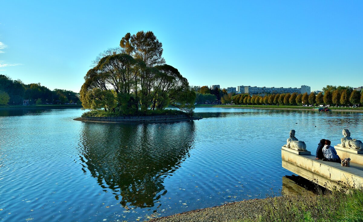 ОСЕНЬ В ЦАРИЦЫНО - АЛЕКСАНДР 