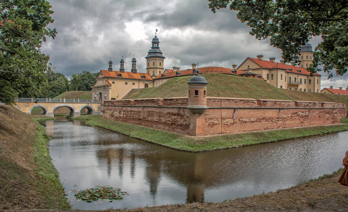 Замок Радзивилов - Aare Treiel