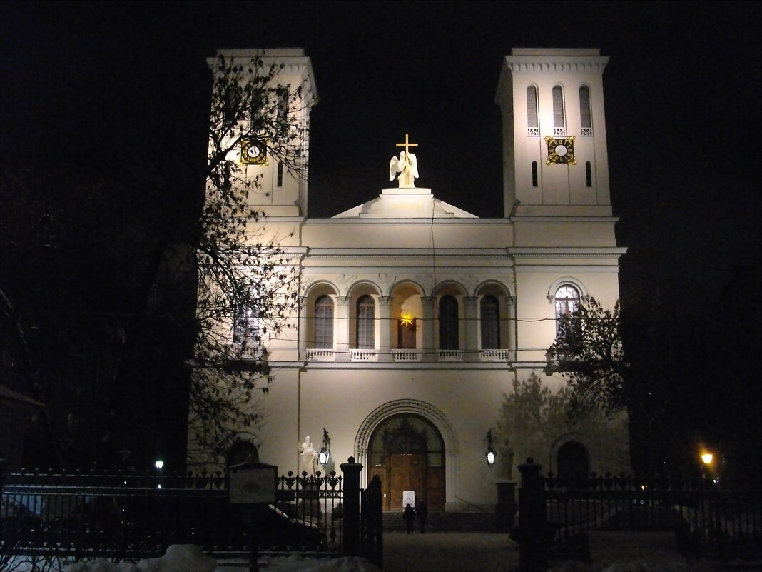 Евангелическо-лютеранская церковь Святого апостола Петра. - Лия ☼