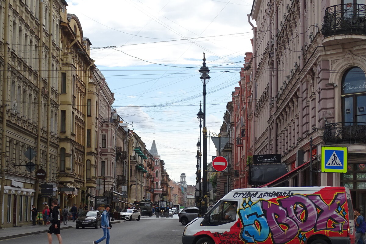 в центре Санкт-Петербурга в хорошую погоду - Anna-Sabina Anna-Sabina в центре Санкт-Петербурга в хорошую погоду - Anna-Sabina Anna-Sabina
