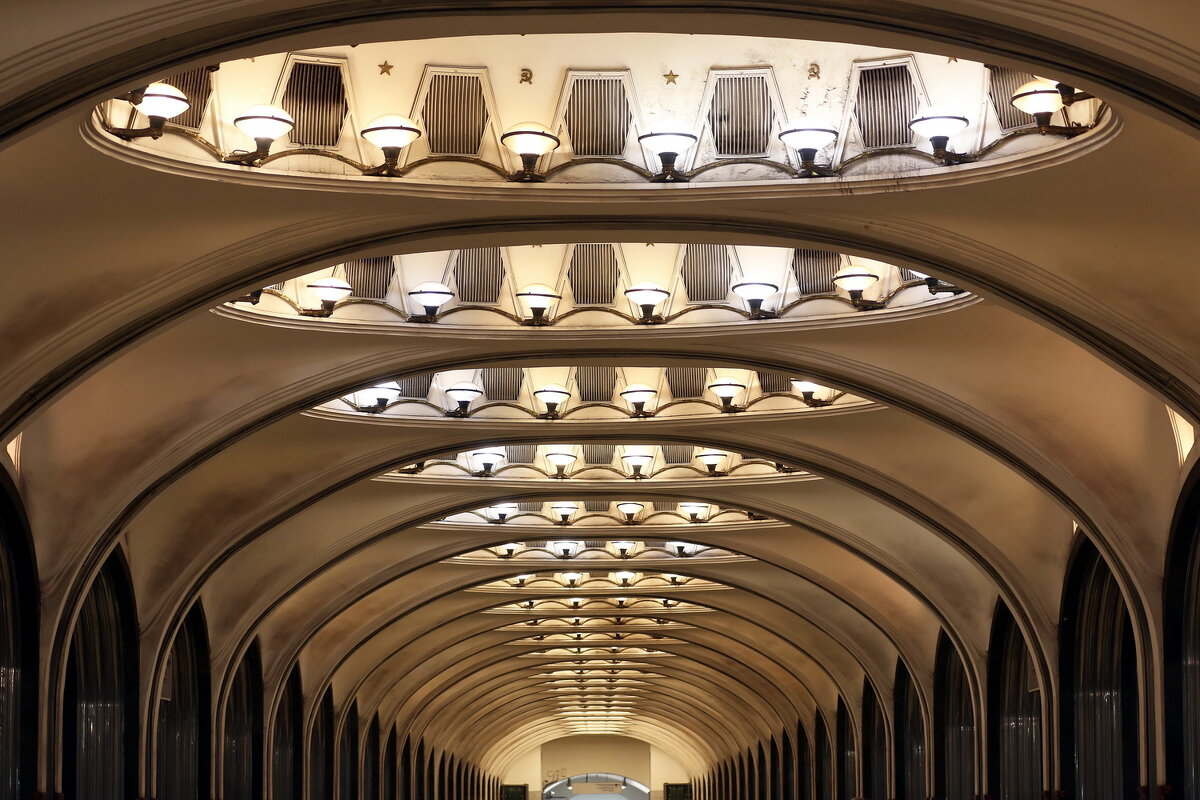 Маяковская - Михаил Бибичков Маяковская - Михаил Бибичков