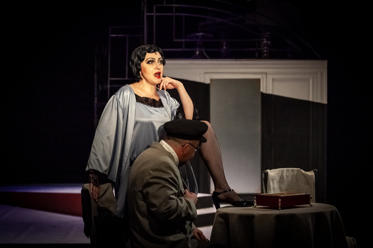 Зойкина квартира - Андрей Lyz Зойкина квартира - Андрей Lyz