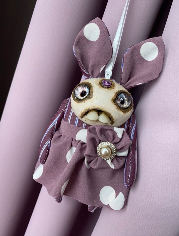 Подвеска на зеркало заднего вида в автомобиль - Наталья Голдина Подвеска на зеркало заднего вида в автомобиль - Наталья Голдина