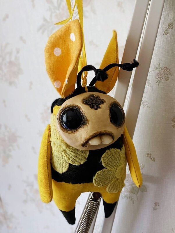 Веселое насекомое - Наталья Голдина