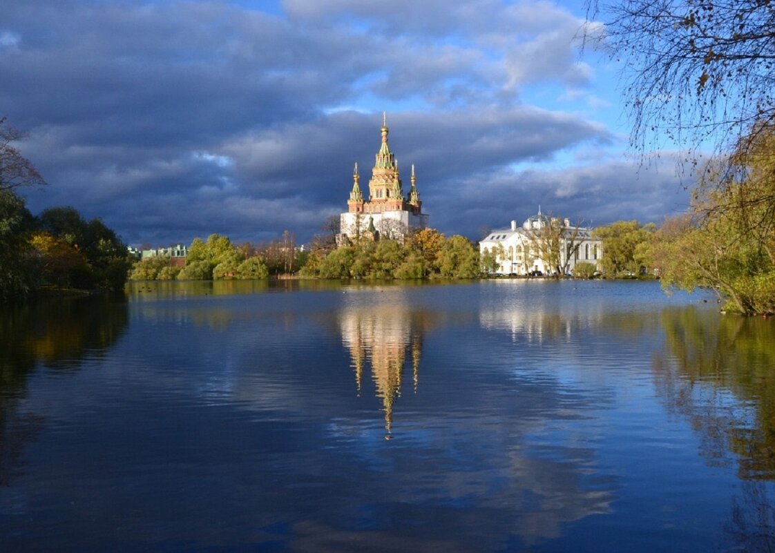 Храм Св. Петра и Павла в Петергофе - Надежда 