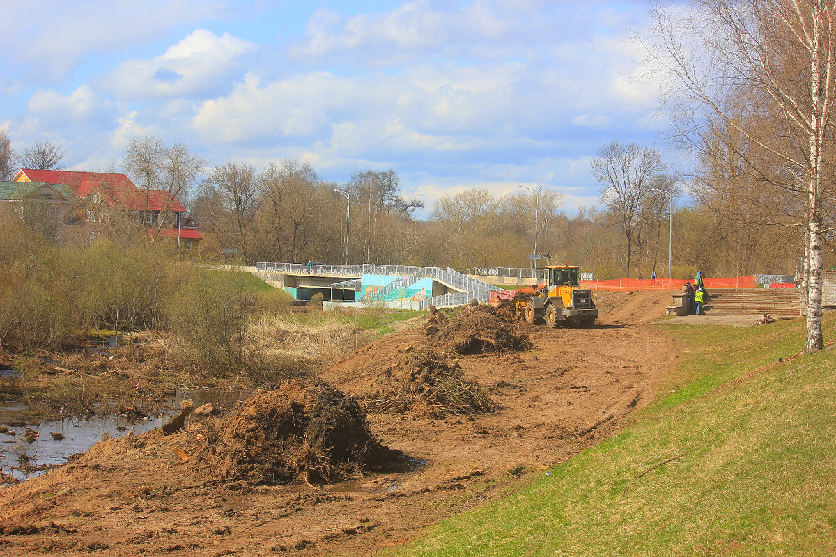 по берегу ручья - Сергей Кочнев