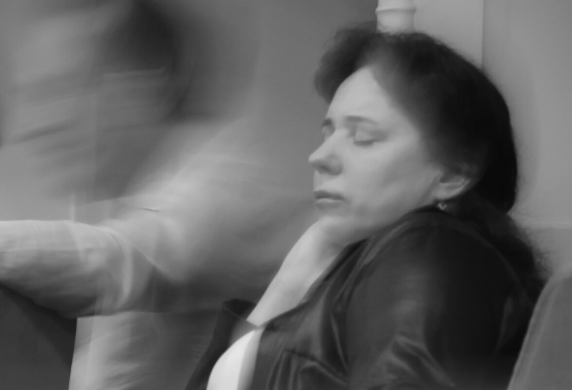 То ли спится мне, то ли чудится... - Tatiana Markova То ли спится мне, то ли чудится... - Tatiana Markova