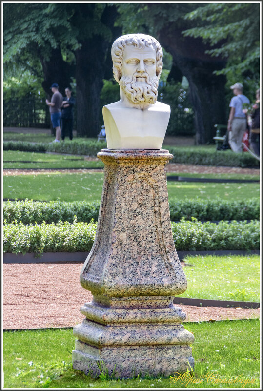 Вчерашнее лицо двуликого Януса - Стальбаум Юрий Вчерашнее лицо двуликого Януса - Стальбаум Юрий