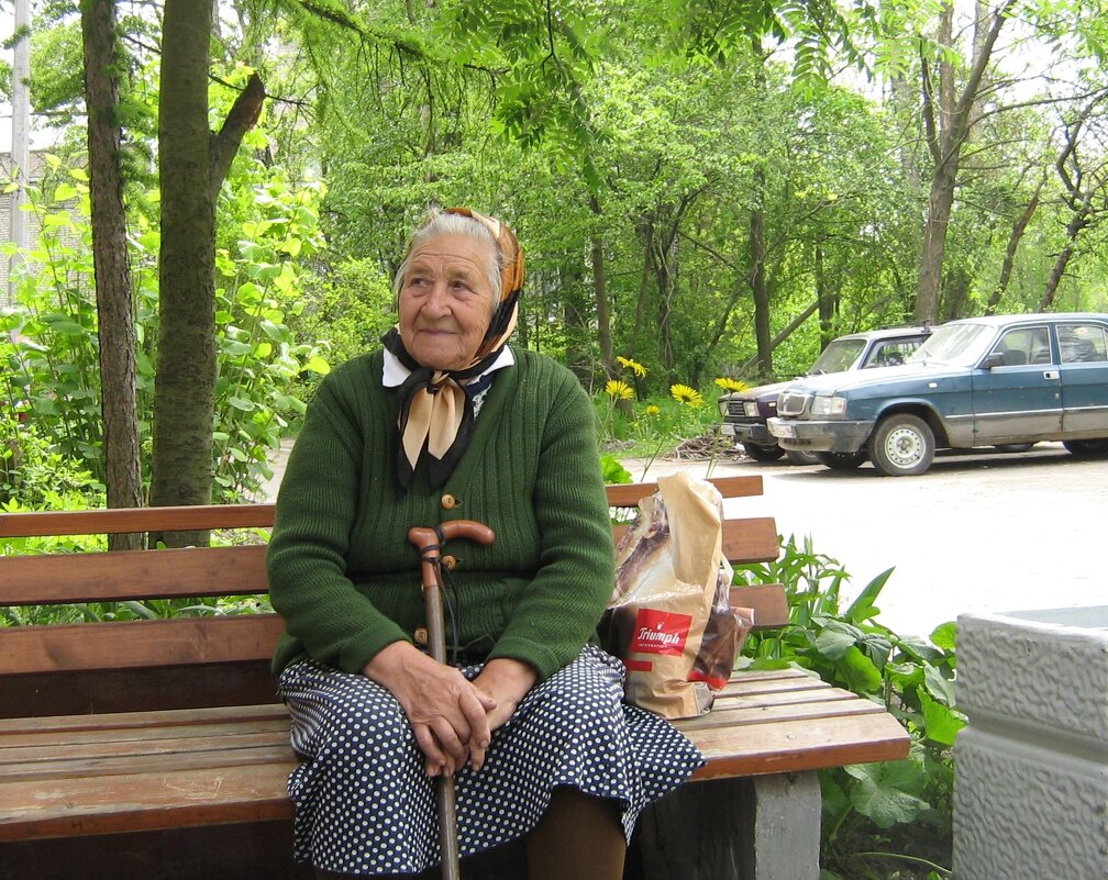 В нашем старом дворе... - Мария Васильева