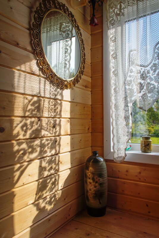 Уютно, когда в ноябре светит солнышко - Владимир Жуков Уютно, когда в ноябре светит солнышко - Владимир Жуков