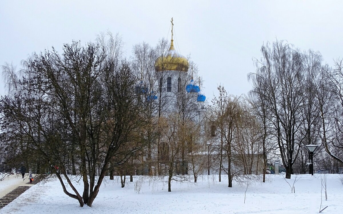 Православные храмы Смоленщины. - Милешкин Владимир Алексеевич 