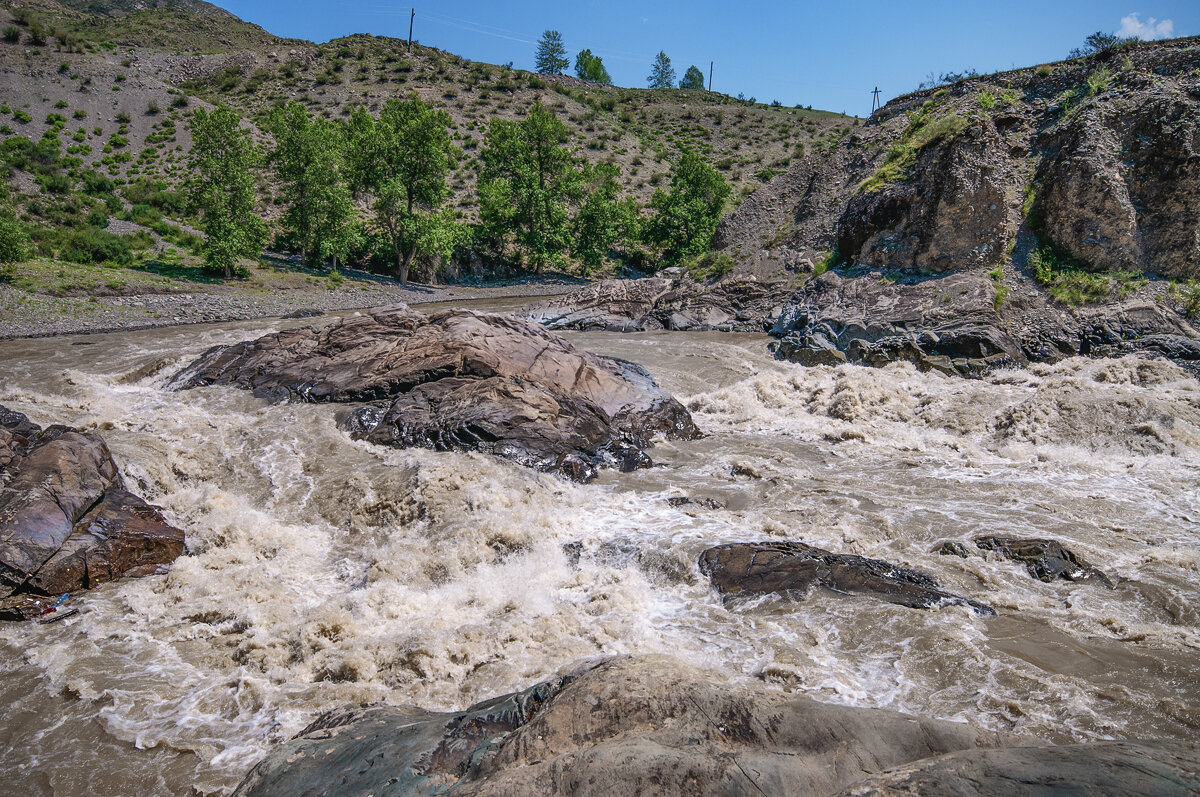 Кипящий порог - Юрий Никитенко Кипящий порог - Юрий Никитенко