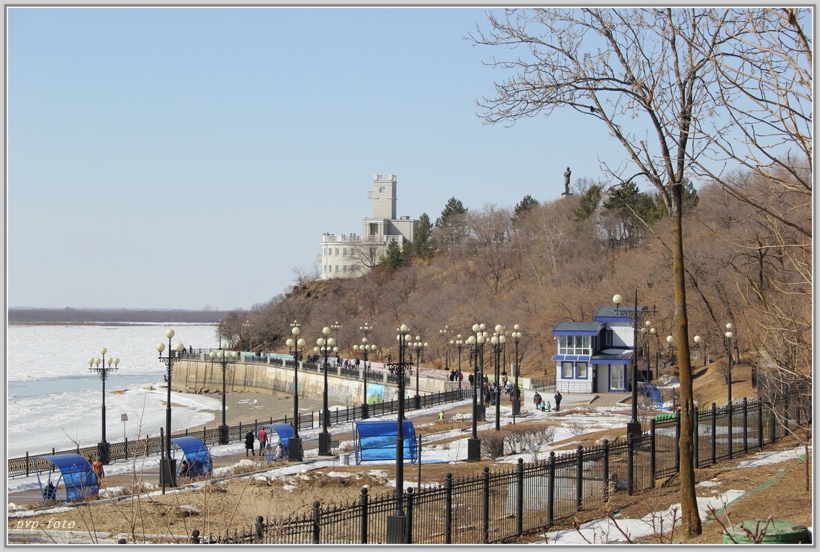 Набережная р. Амур - Владимир Попов Набережная р. Амур - Владимир Попов