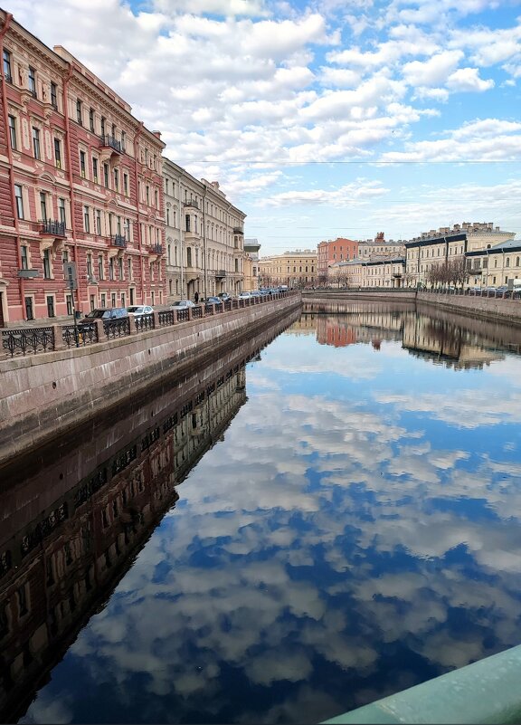 Про Петербург.И уходит узор облаков В глубину отраженных небес.И.Бунин - Ирина 