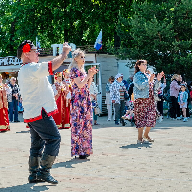 День России - Олег Пучков День России - Олег Пучков