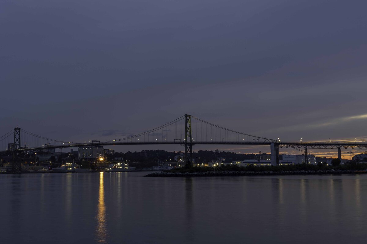 Halifax - Al Pashang Halifax - Al Pashang