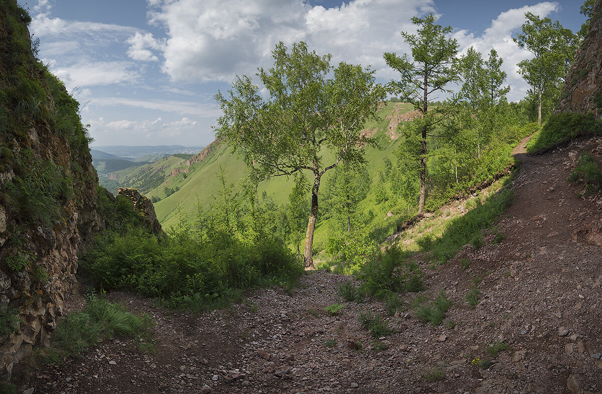 * - Александр Иванов