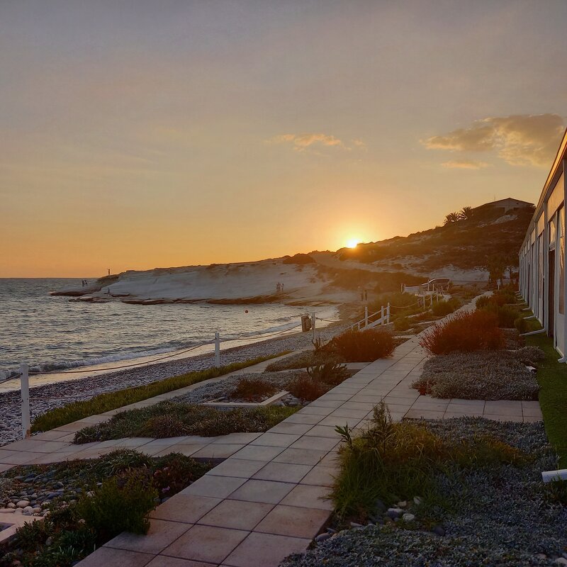 Пляж и ресторан "Белые камни". Кипр - Oleg4618 Шутченко Пляж и ресторан "Белые камни". Кипр - Oleg4618 Шутченко