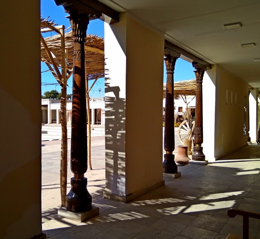 ТАШКЕНТ, парк архитектура регионов. - Виктор Осипчук