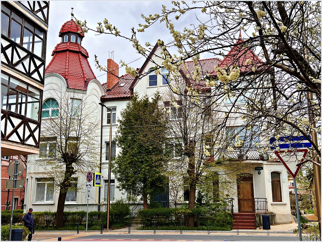 Весна в Зеленоградске. - Валерия Комова