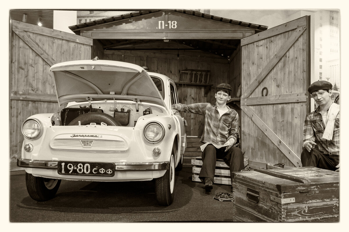 Гаражные истории - Андрей Неуймин Гаражные истории - Андрей Неуймин